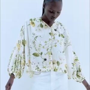 H&M Nwot Retro Flowy Floral White Blouse